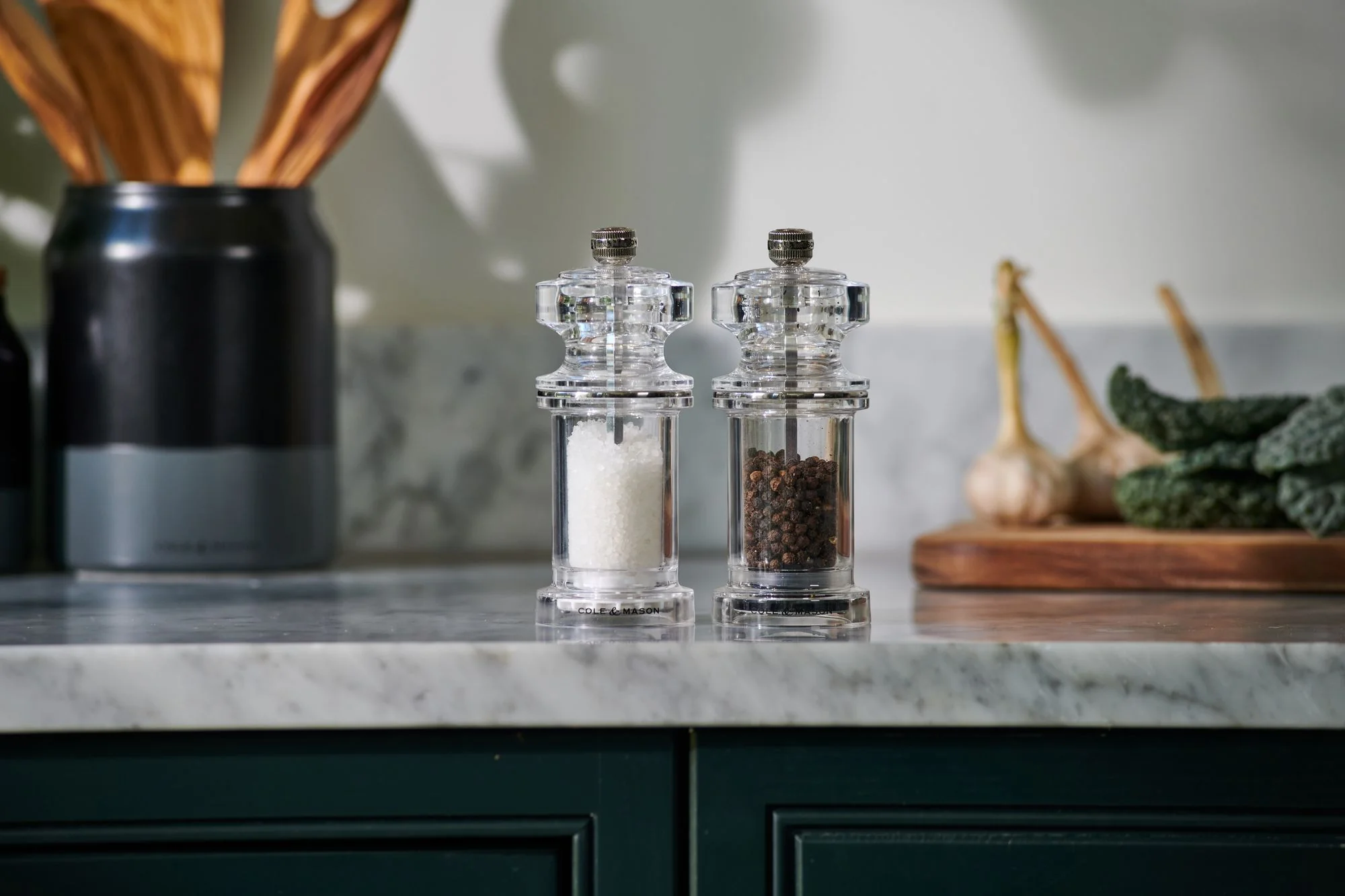 Cole & Mason 605 Acrylic Pepper Mill Acrylic and Stainless Steel - 5.80cm x 5.80cm x 14.40cm - Image 5