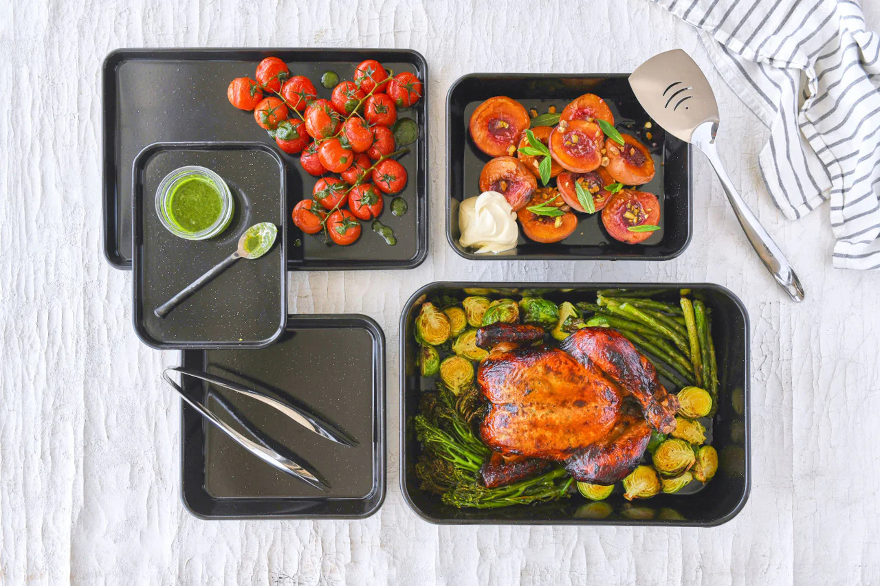 Bakemaster Professional Vitreous Enamel Roasting Pan 40 x 28 x 8cm - Non-stick - Image 2