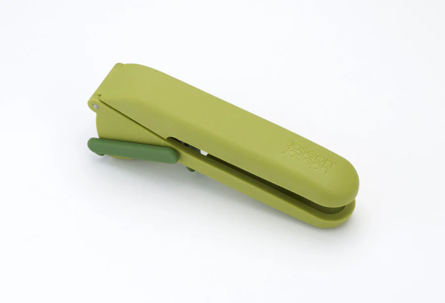 Joseph Joseph Cleanforce Garlic Press - 20cm x 11cm x 6cm - Image 3