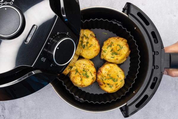 Cuisena Air Fryer Silicone Square Basket Black/Grey 21cm Set/2 - Image 3