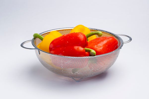 Cuisena Perforated Colander (Stainless Steel) - 25cm - Image 3