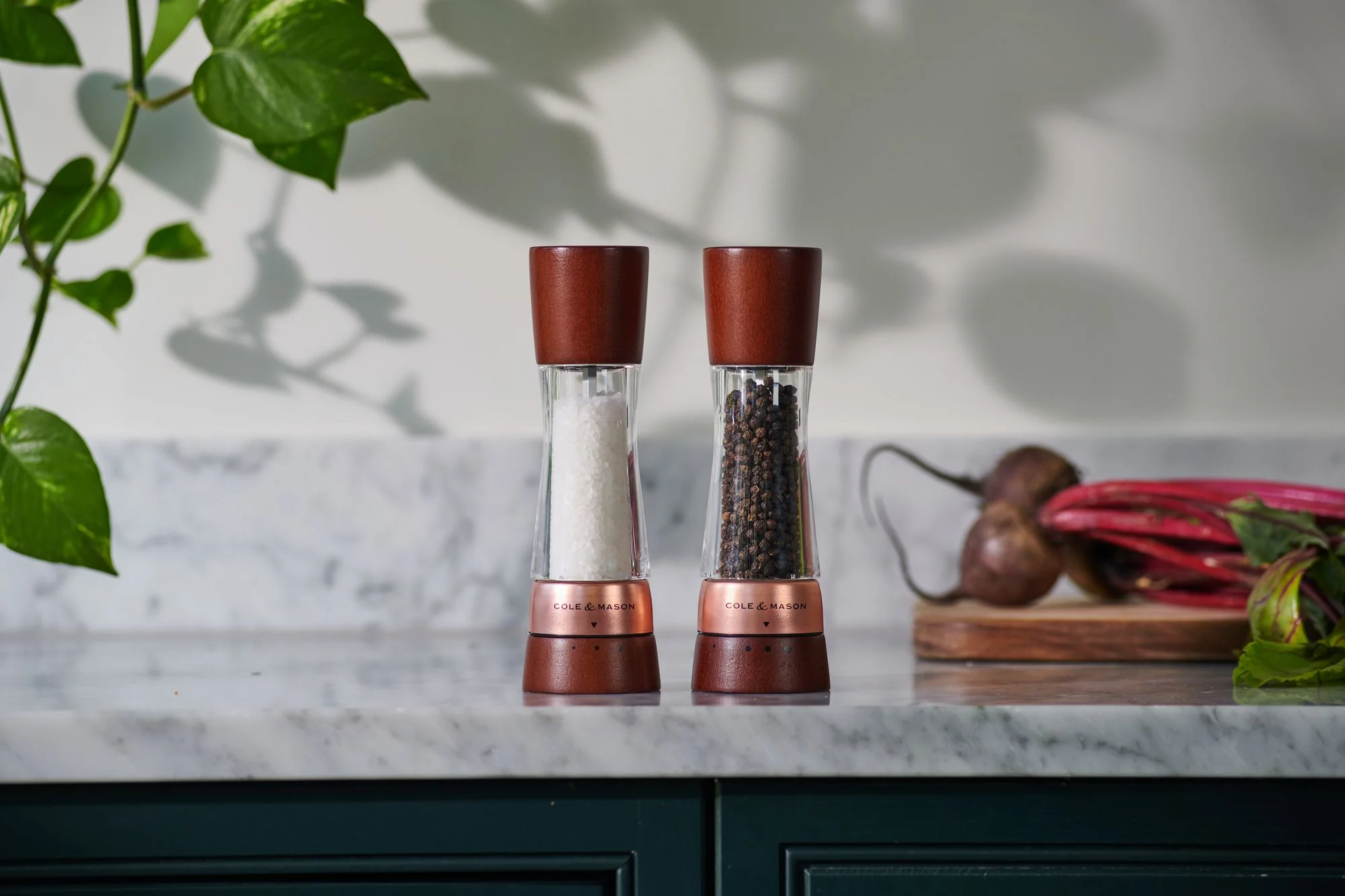 Cole & Mason Derwent Salt and Paper Mills Chestnut Rose Gold Gift Set - Beech Wood, Acrylic And Stainless Steel - Image 2