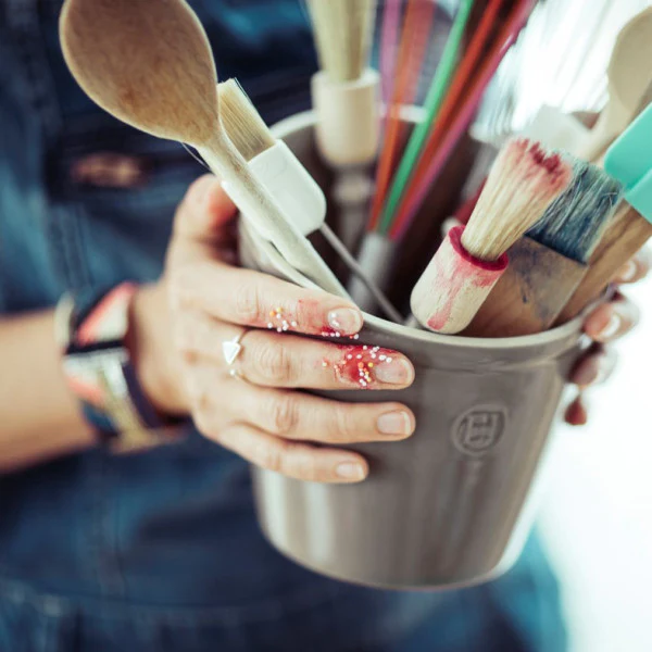 Emile Henry Utensil Pot - Clay - Image 4