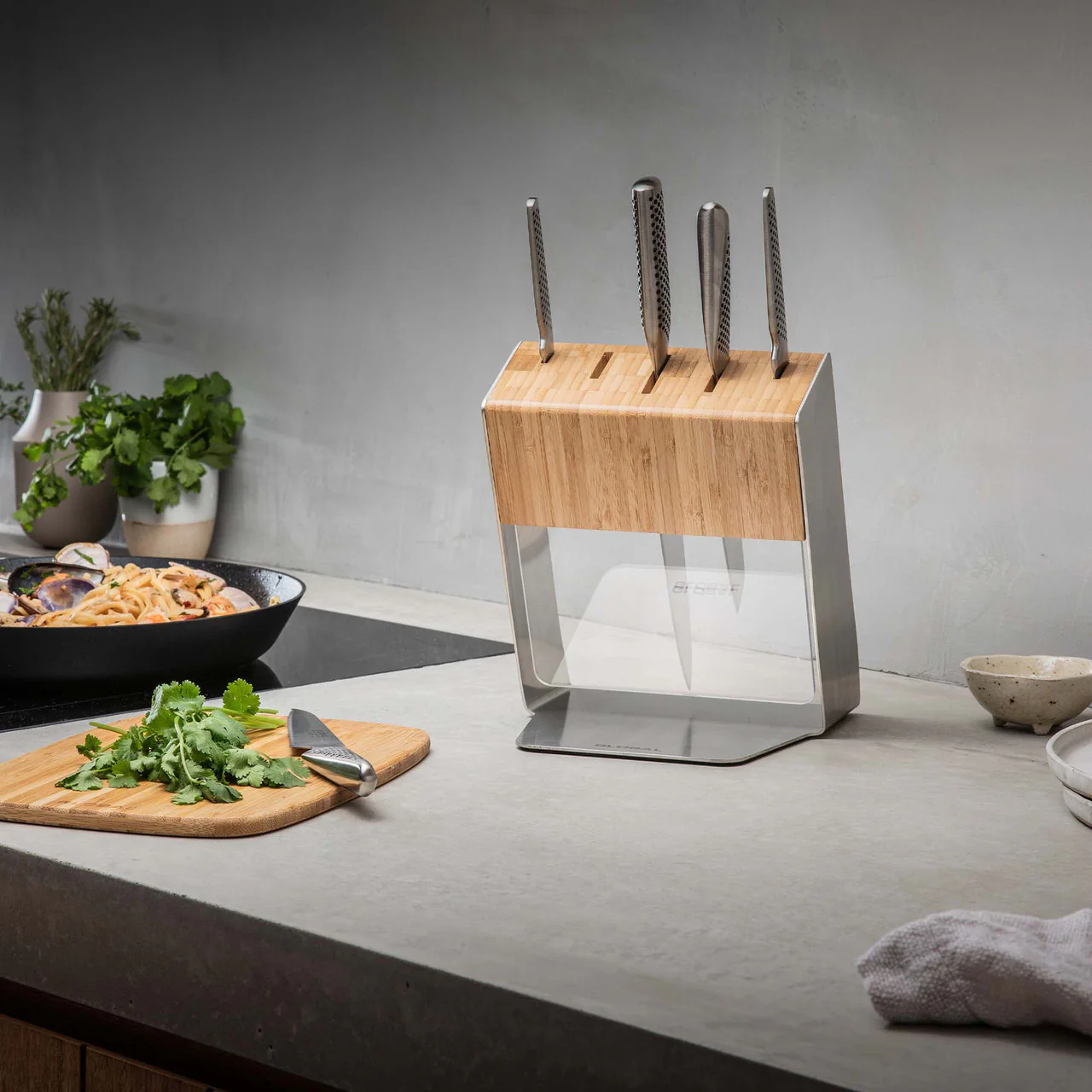 Global Katana 6pc Knife Block - Bamboo - Image 3