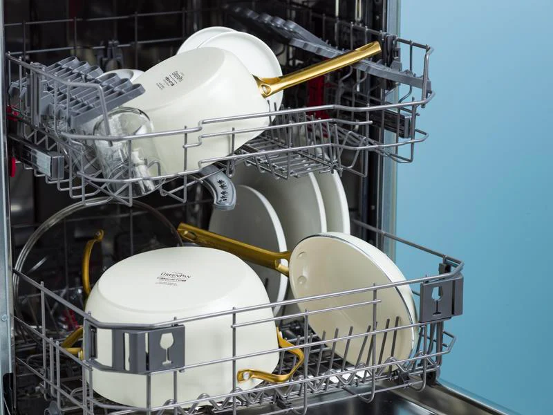 GreenPan Padova 6 (10) Piece PFAS Free Cookset Cream White - Image 3