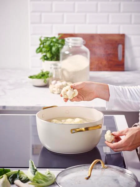 GreenPan Padova PFAS Free Casserole 24cm/4.71L Cream - Image 6