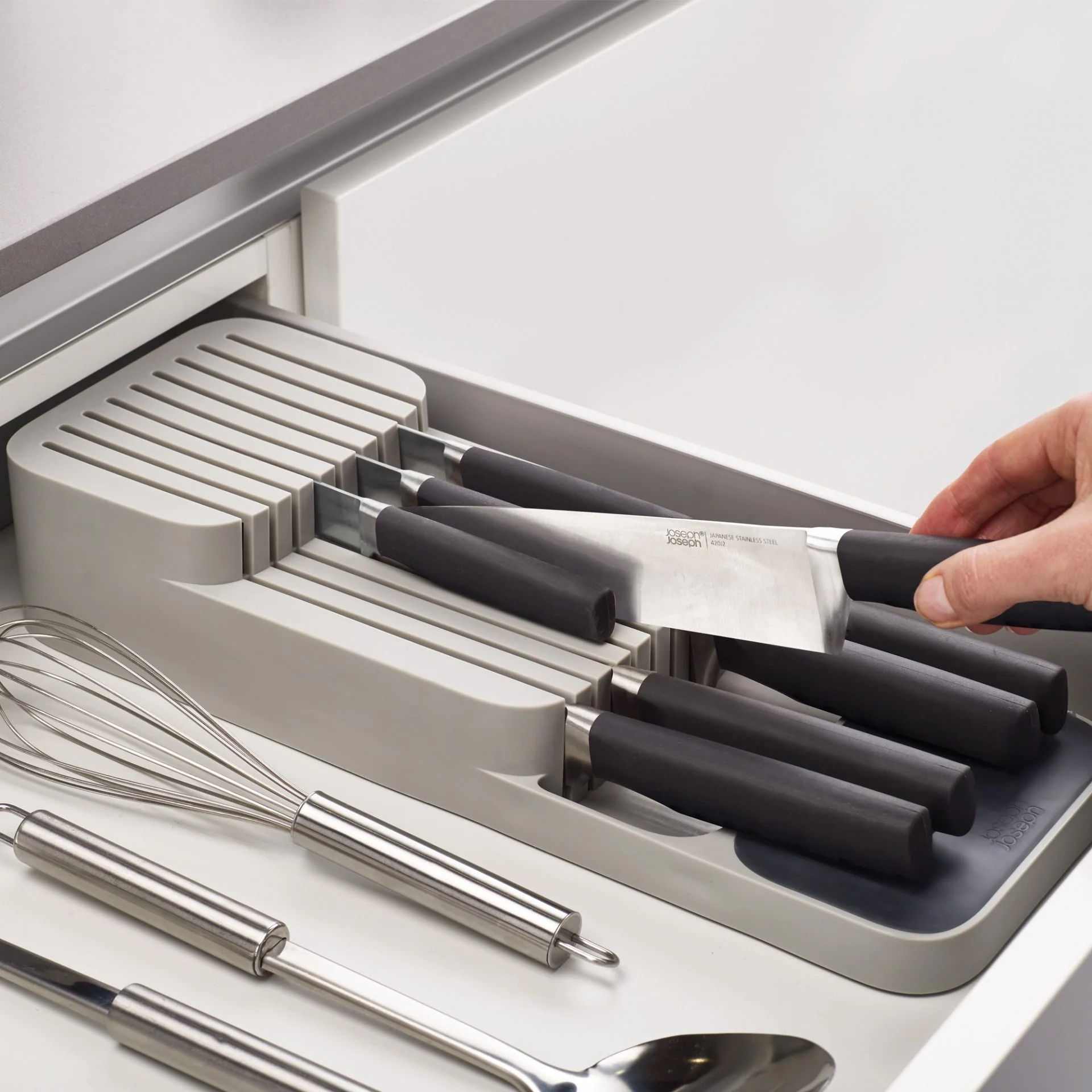 Joseph Joseph Compact Knife Organiser - Safe and organized storage for up to 9 knives Accommodates knife blades up to 9 inches - Image 4