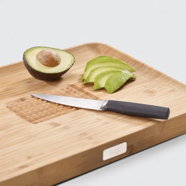 Joseph Joseph Cut Chop & Carve Bamboo Board - 3.5cm x 31cm x 40cm - Image 3