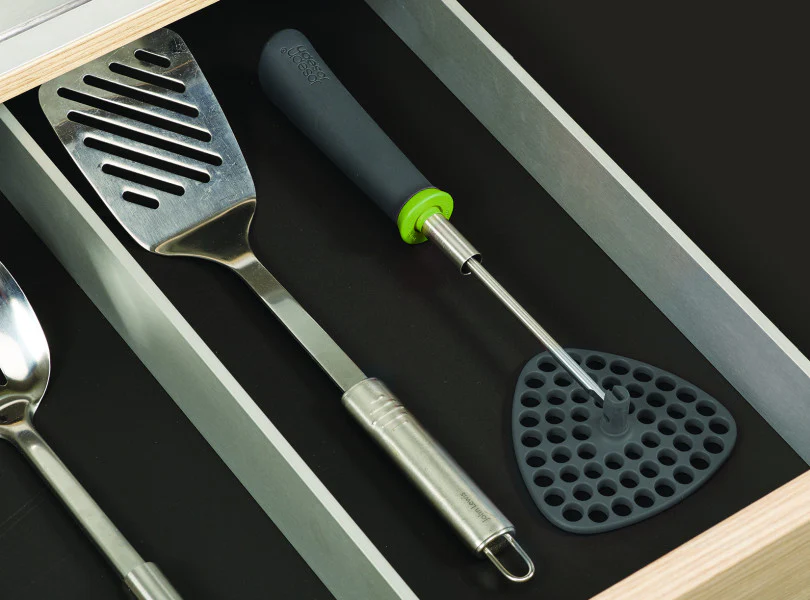 Joseph Joseph Delta Folding Masher - Grey / Green - Image 5