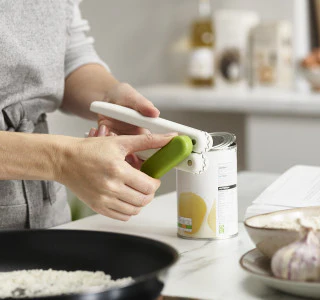 Joseph Joseph Pivot 3-in-1 Can Opener – White/Green - Image 4