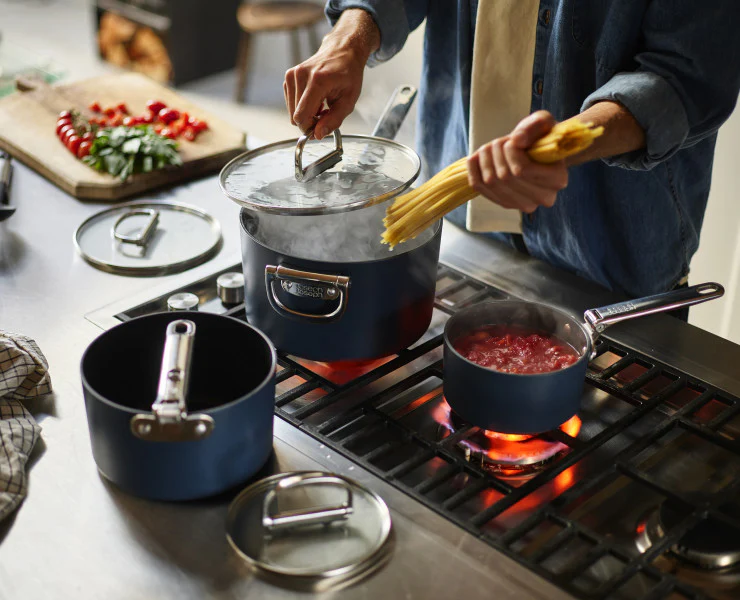 Joseph Joseph Space 15cm/1.4qt Non-Stick Saucepan & Lid - Image 4