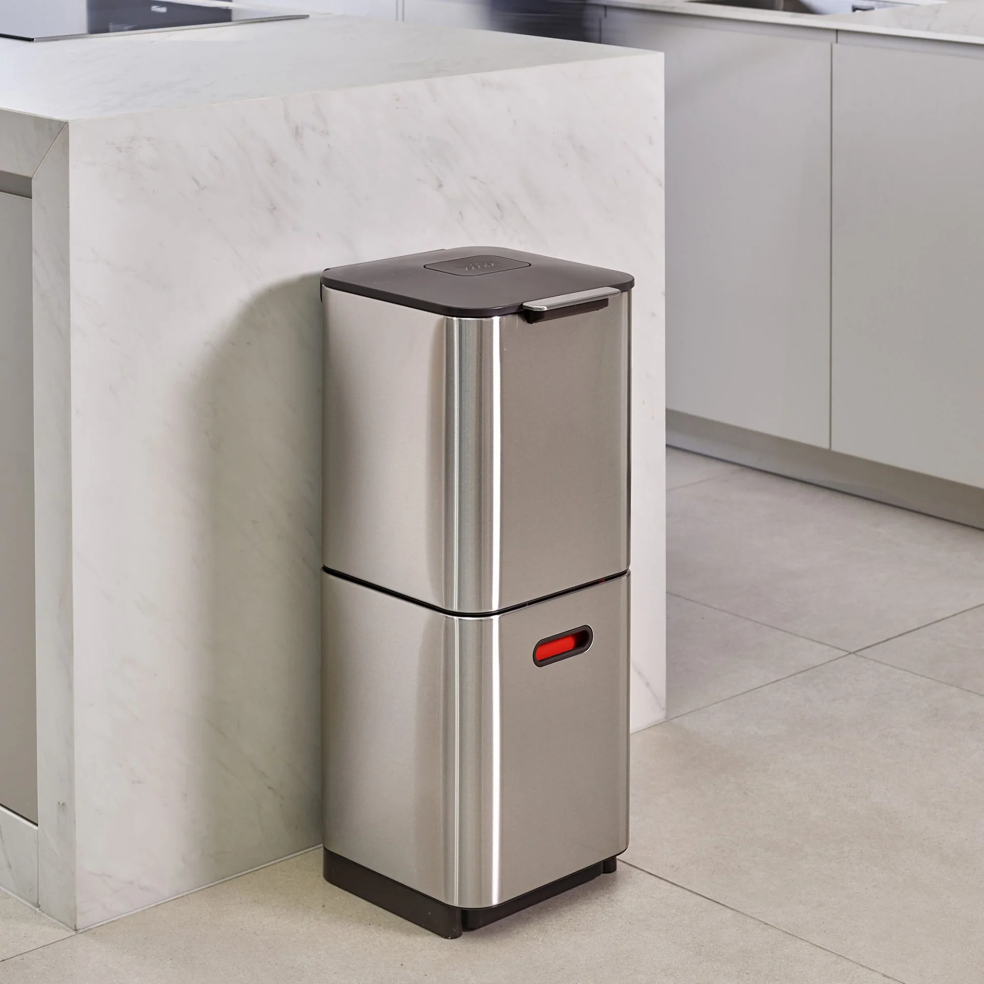 Joseph Joseph Totem Stainless Steel - 40L (2 x 20-litre compartments for separating waste & recycling) - Image 6