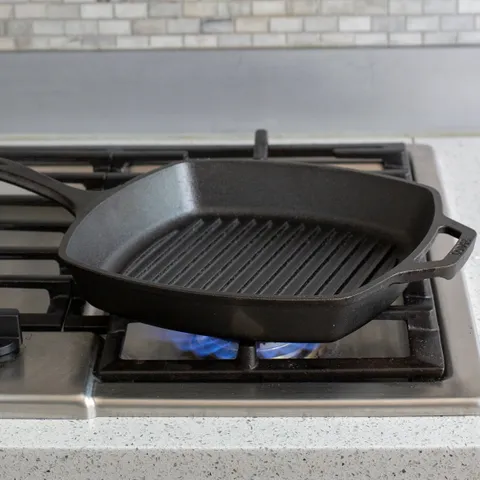 Lodge Square Cast Iron Grill Pan - 26cm - Image 3