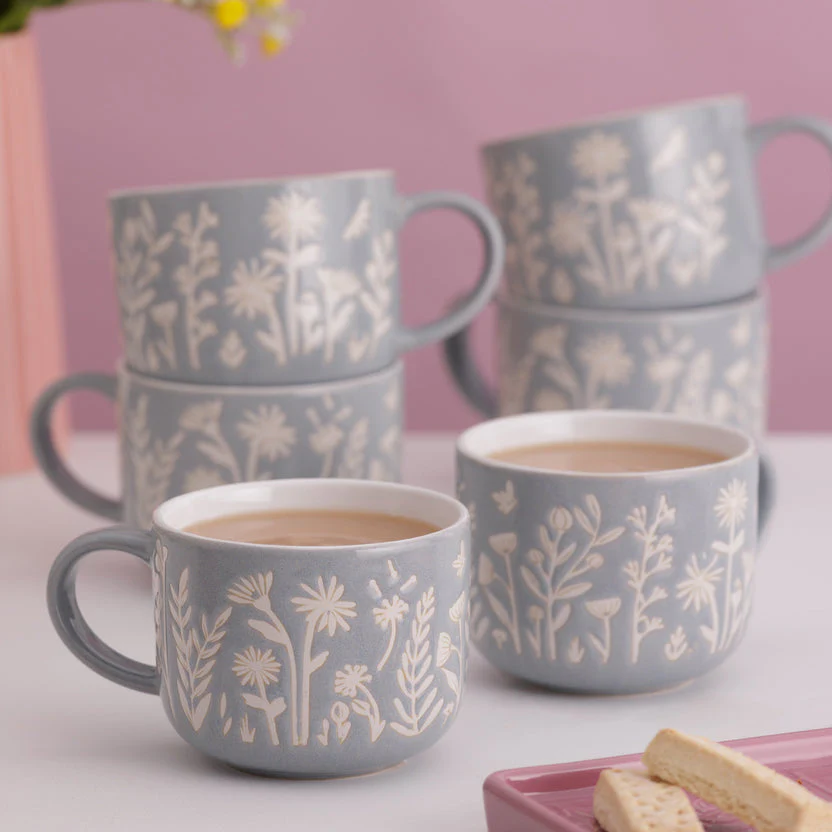 Mason Cash In the Meadow Blue Daisy Mug, 400ml - Image 2