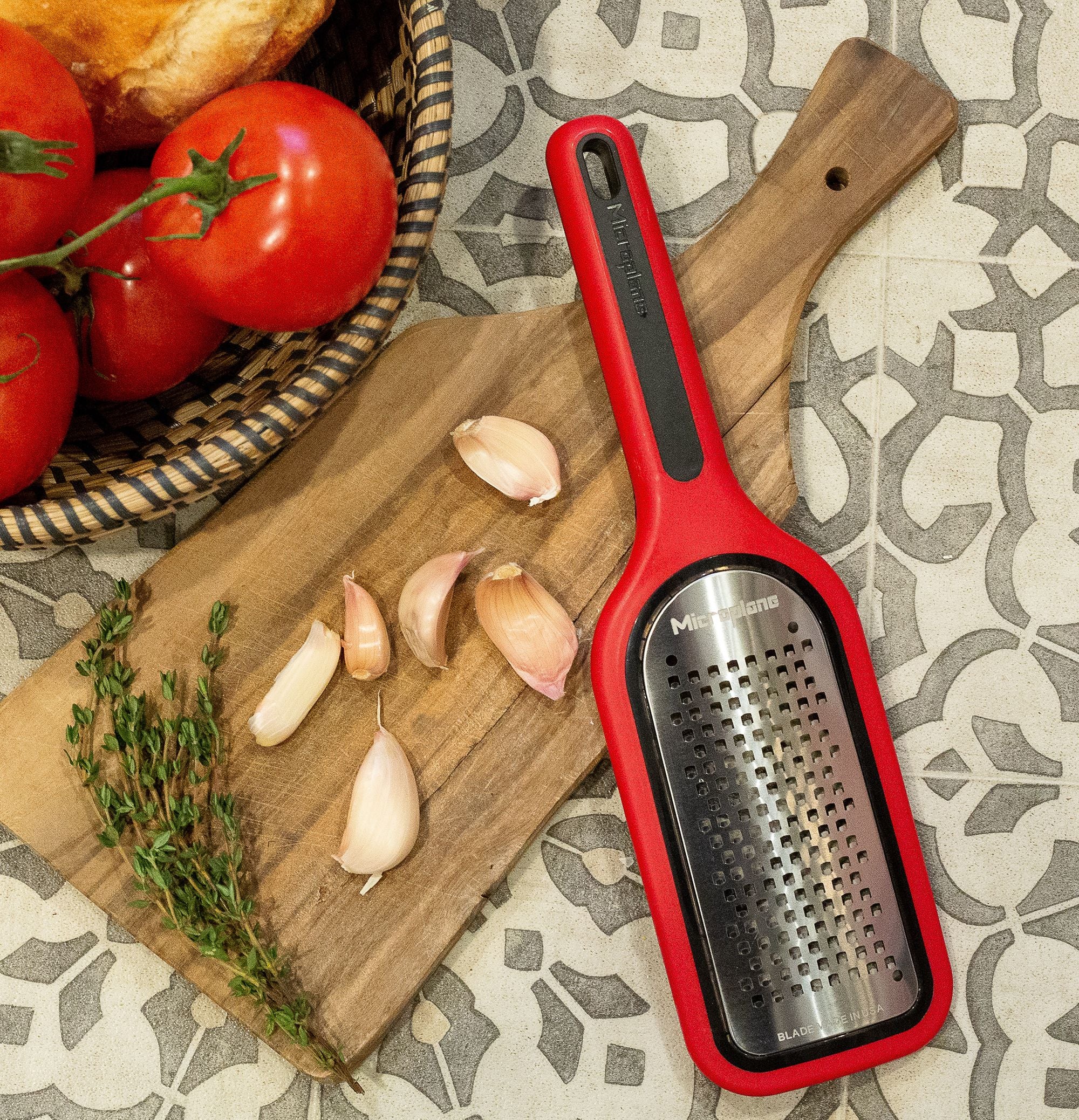 Microplane Steel Coarse Grater Red - Image 3
