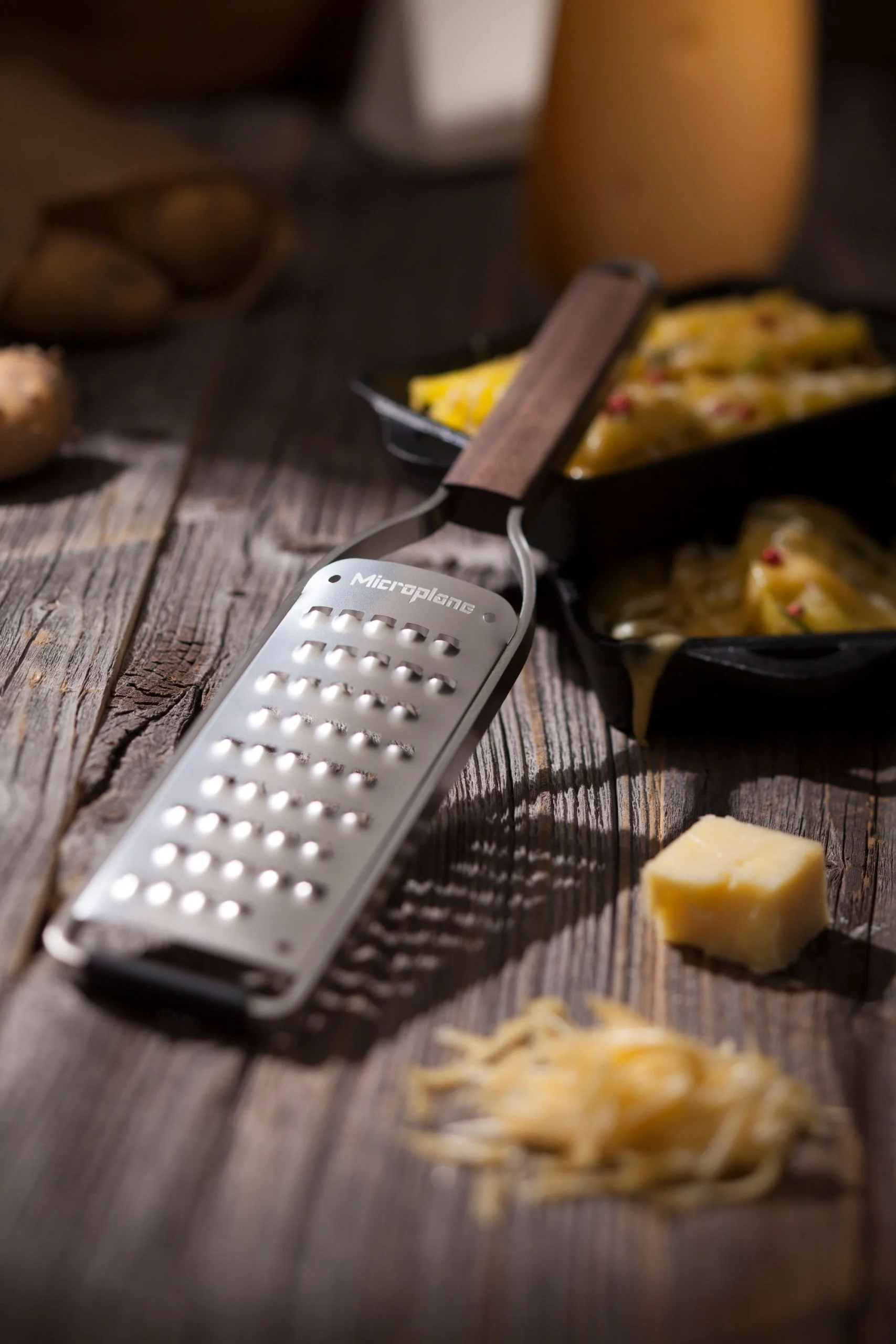 Microplane Master Series Extra Coarse Steel Grater - Image 3