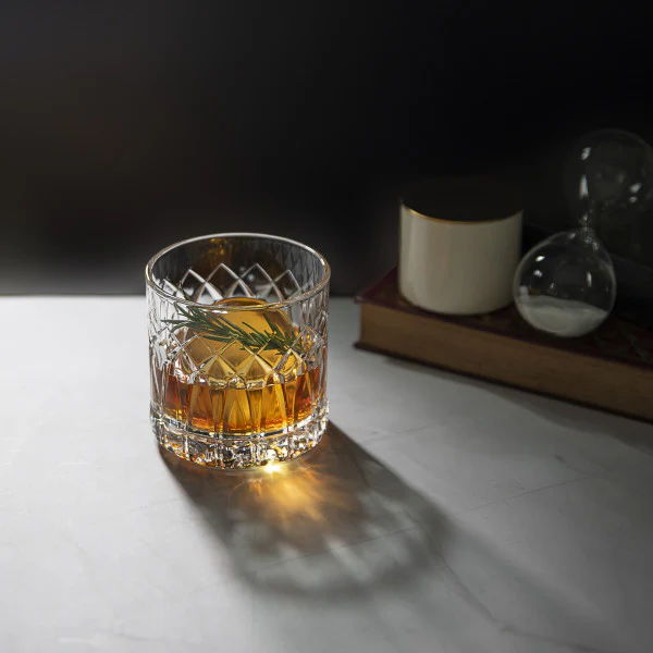 Ocean Traze Past DOF Glass - 350ml - Image 2