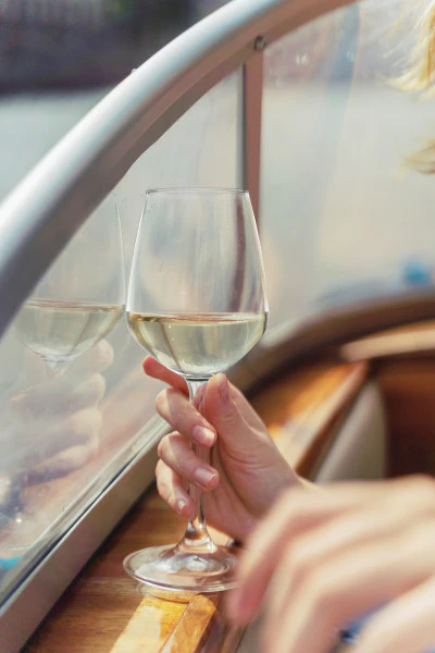 Ocean Vino White Wine 355ml - Image 2