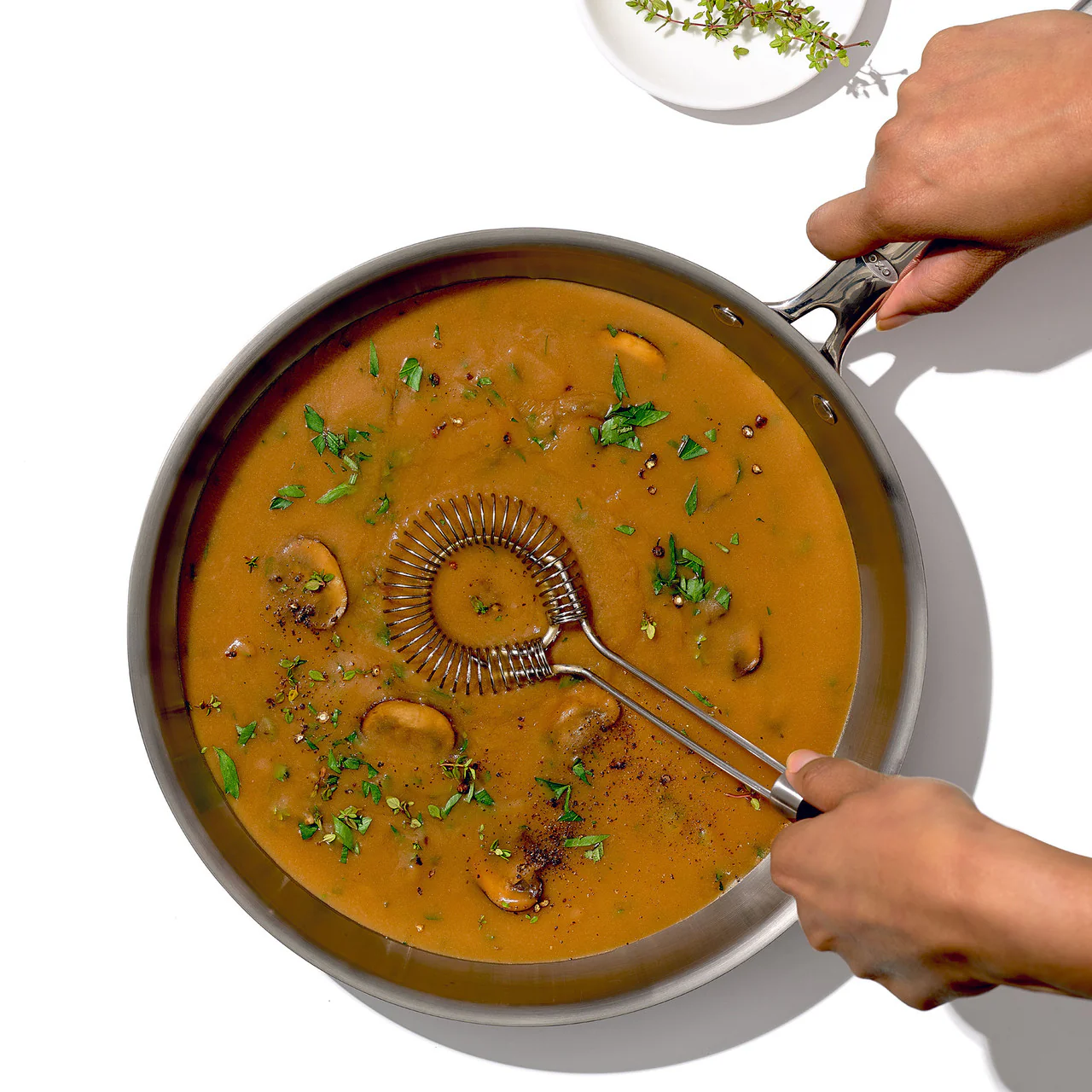 Oxo Sauce & Gravy Whisk - Image 4