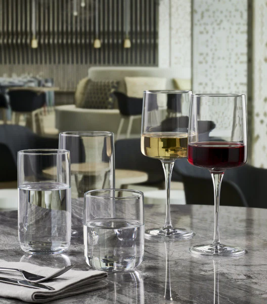 Pasabahce Iconic Wine Glass 430ml - Image 3