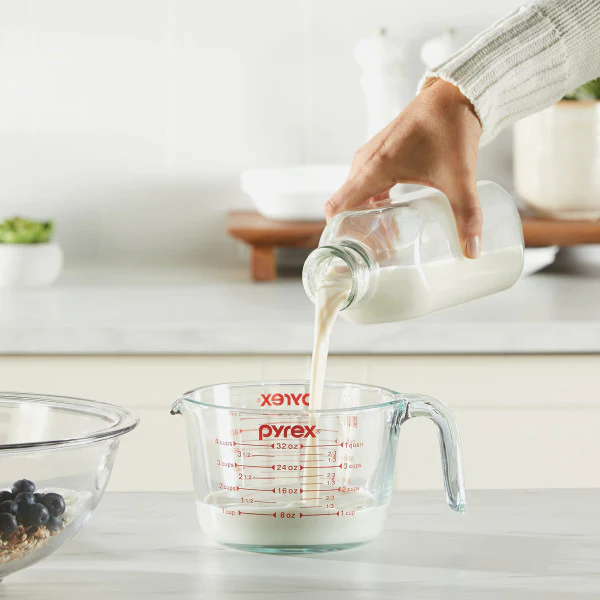 Pyrex Measuring Jug Borosilicate Glass - 1L (4 Cups) - Image 3