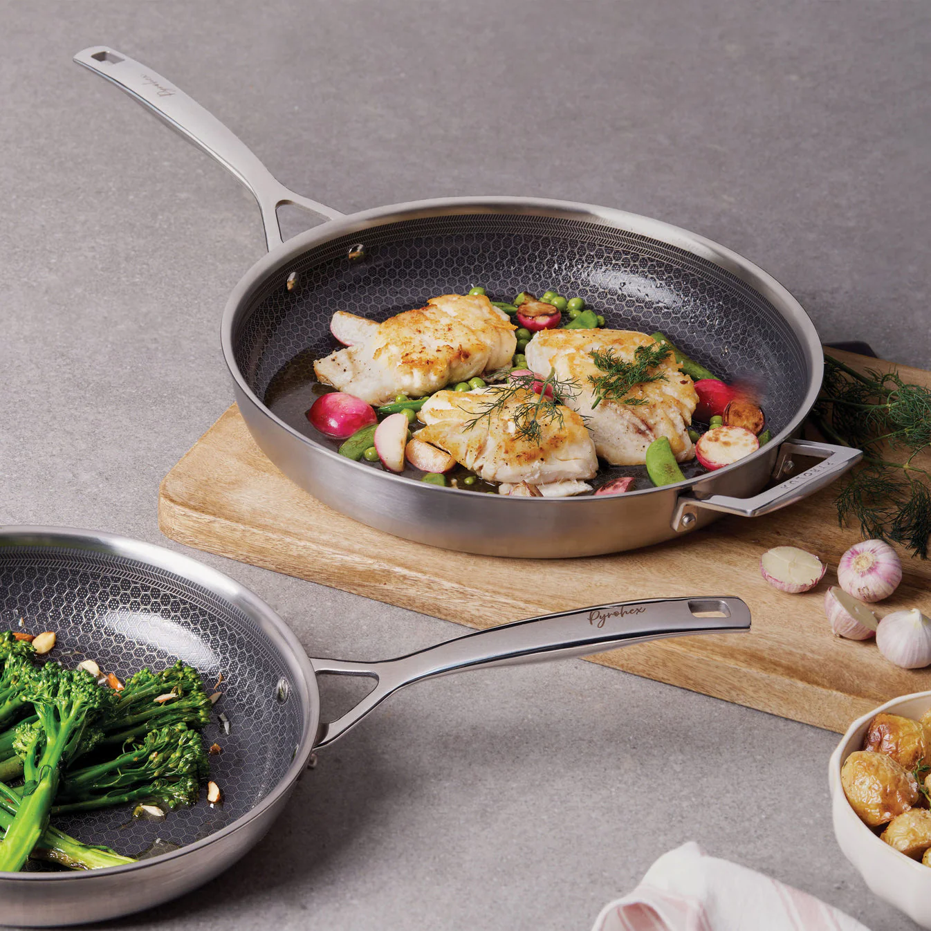 Pyrolux Pyrohex 2 Piece Fry Pan Set 20cm & 28cm - Image 2