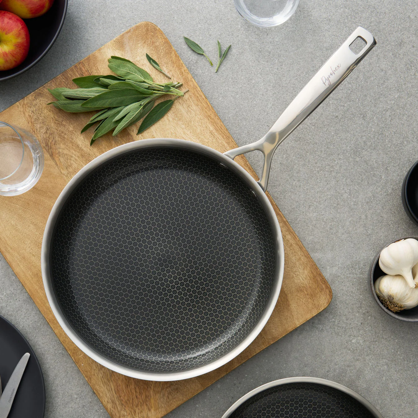 Pyrolux PYROHEX Fry Pan 28cm - Image 2