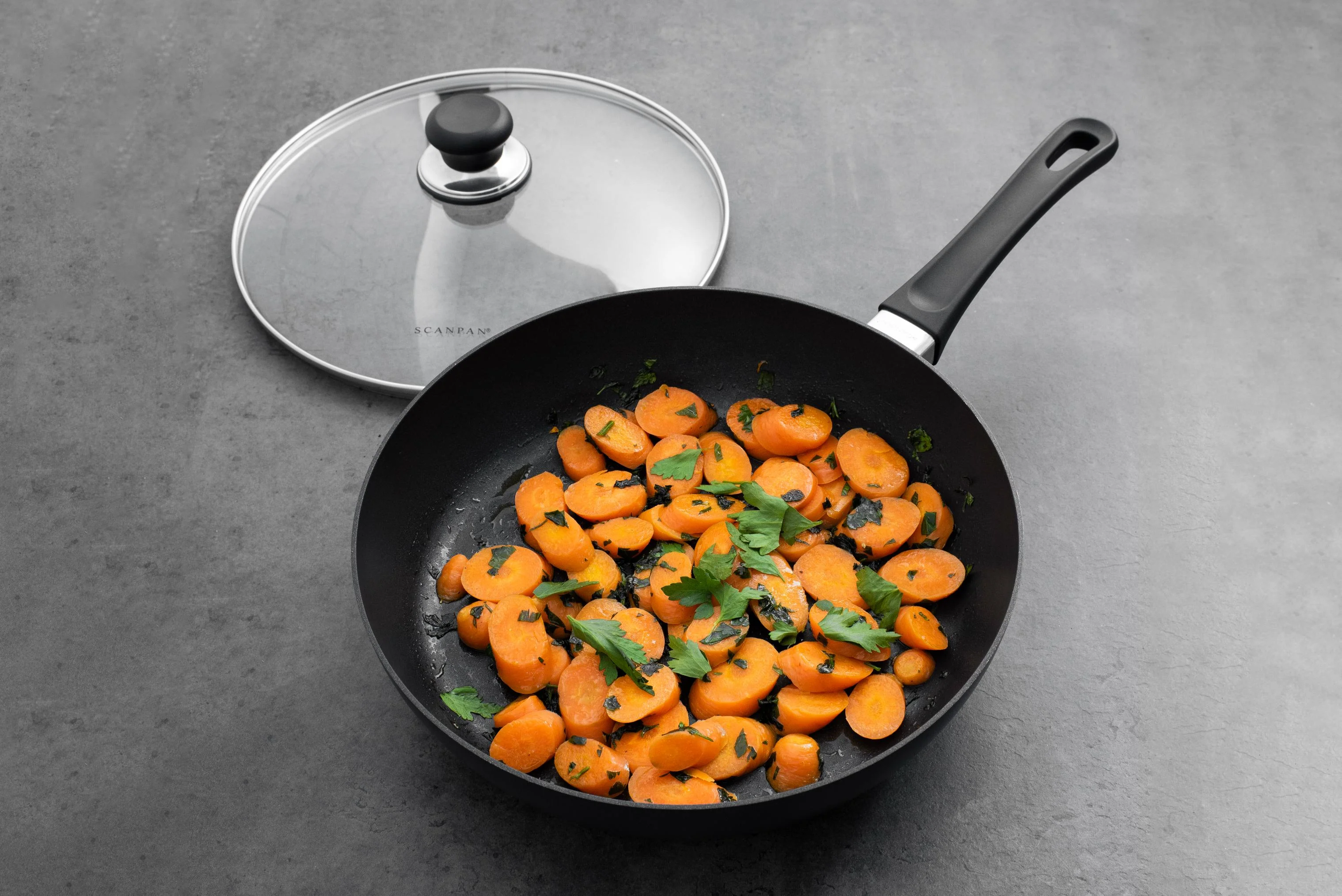 Scanpan Classic Induction 28cm/3L Saute Pan - Image 3