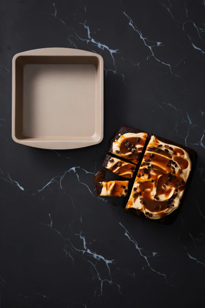 Stanley Rogers Ceramabake Square Cake 20x20x5cm - Image 2