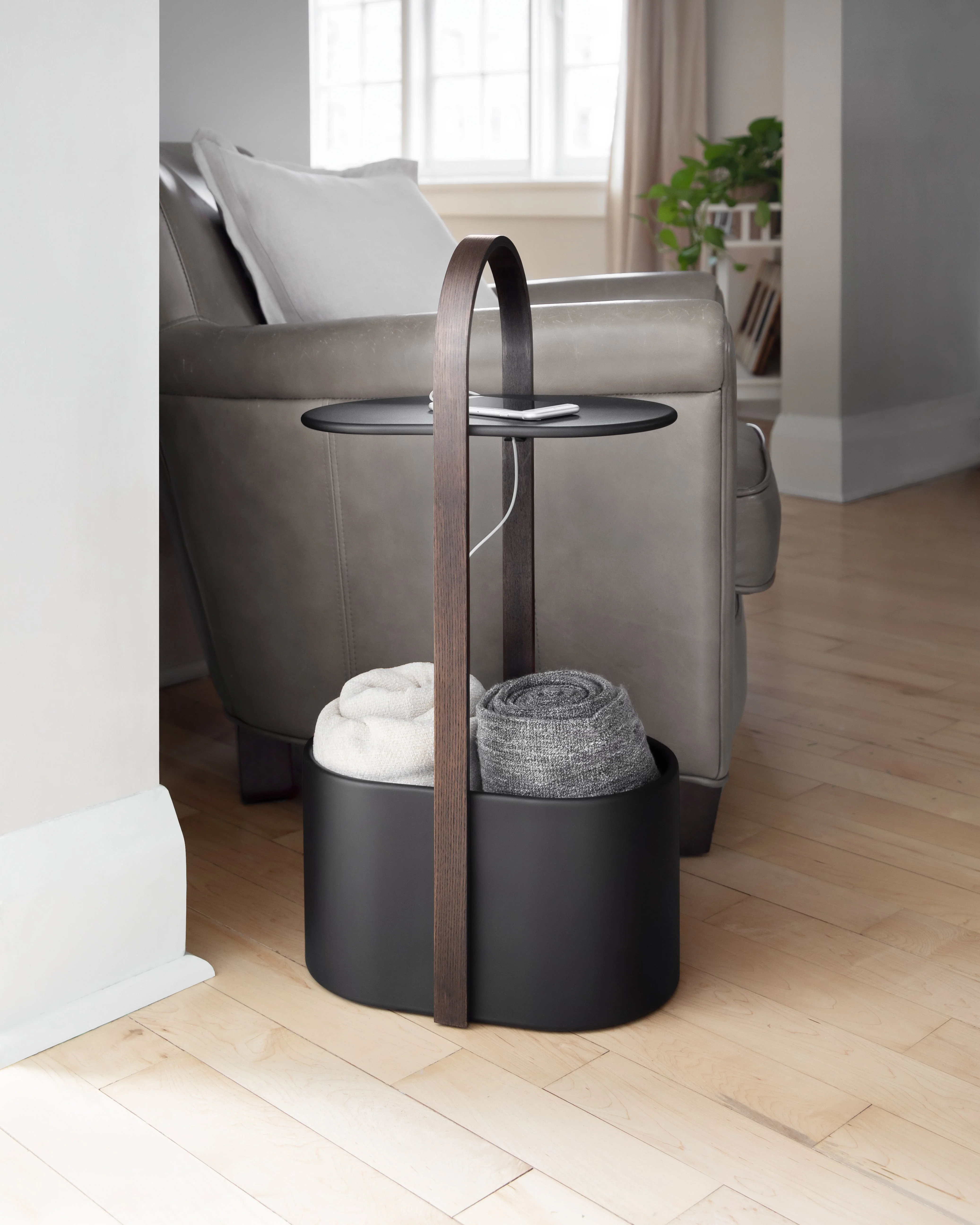 Umbra Bellwood Storage Table - Black/Walnut - Image 4