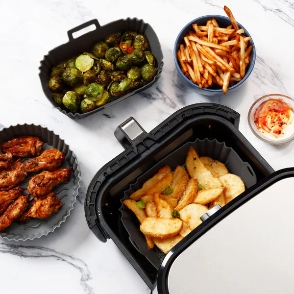 Wiltshire Air Fryer Basket 22cm Square w/ hand - Image 5