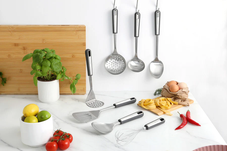 Wiltshire Aspire Stainless Steel Soup Ladle - Image 5