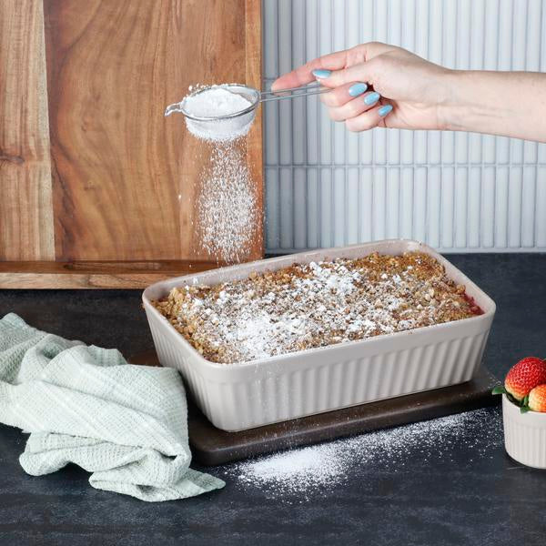 Wiltshire Heritage Rectangle Baker 28cm - Image 3