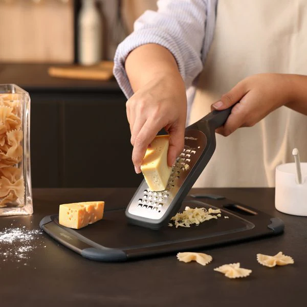 Zyliss Coarse Grater - Image 7