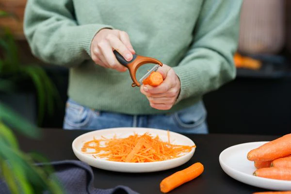 Zyliss Julienne Y Peeler - Image 5