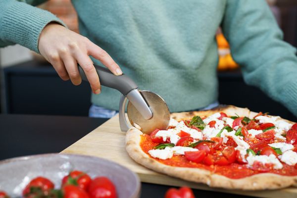 Zyliss Pizza & Pastry Cutter - Image 4