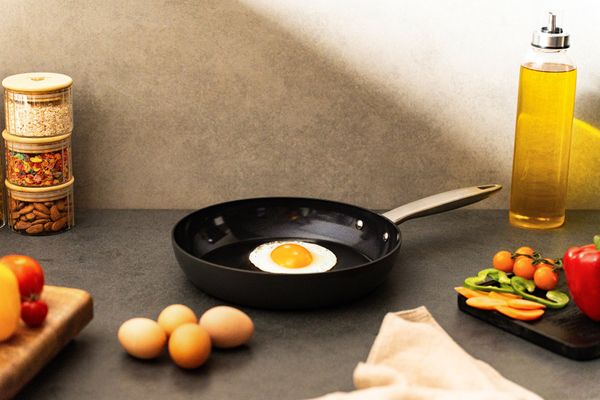 Zyliss Ultimate Pro Frypan PFAS Free - 24cm - Image 5